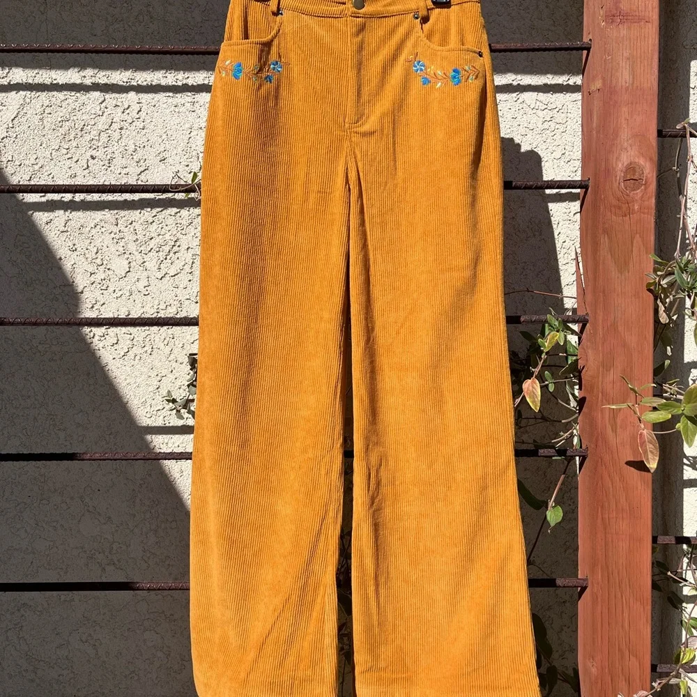 Nine Lives Bazaar Corduroy Frankie Pants NWT - Picture 7 of 7